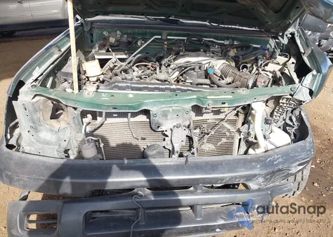 2000 Nissan Xterra Se/Xe z USA, uszkodzony, nr VIN 5N1ED28Y1YC522416